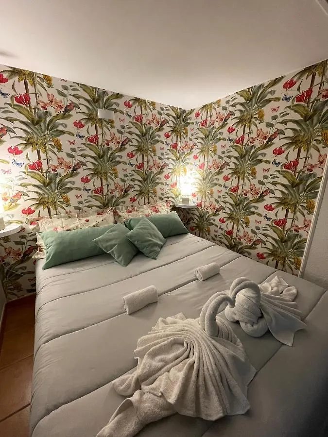Apartment Guarracino P. Capodimonte Suite Naples