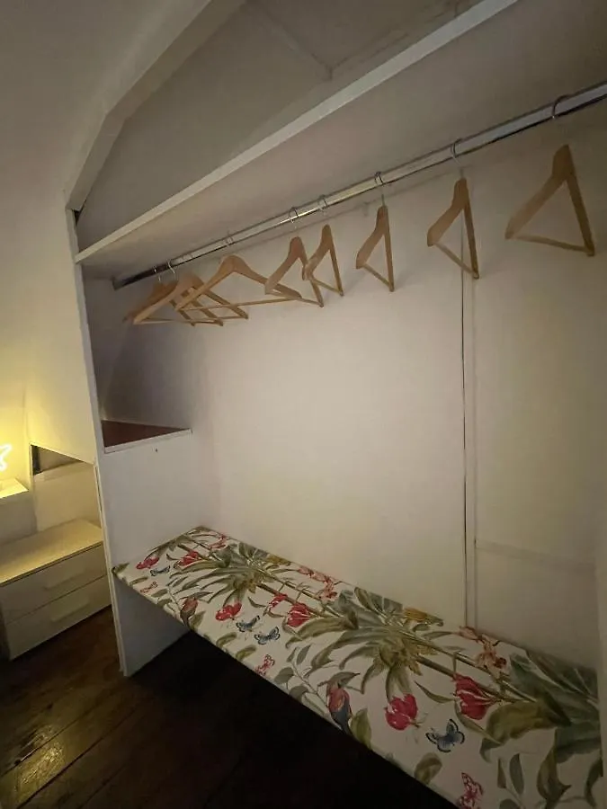 Guarracino P. Capodimonte Suite Naples Italy